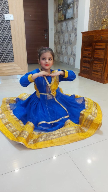 classical dance kathak dress Kathak: About, Origin, History & Famous Dancers