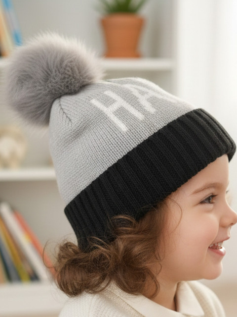 The Weavers Shop by Raavi Beanie Price in India - Buy The Weavers