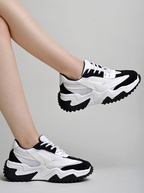 snkrs shipping price