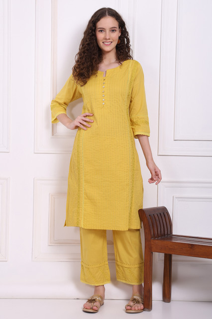 W Women Solid Straight Kurta - Buy W Women Solid Straight Kurta