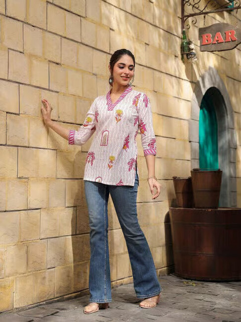 Minimee Women Floral Print Straight Kurta Buy Minimee Women