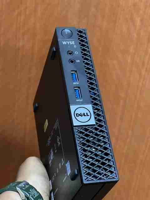 DELL Refurbished OPTIPLEX 7040 Tiny Desktop - Intel Core i5, 6th