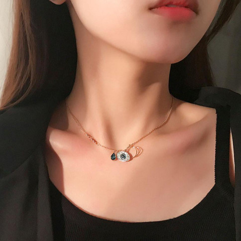 Royatto Hot Selling Fashion Pendant Necklace Luxury Shiny Crystal