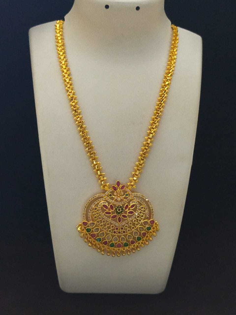 Lucents Gagara Box long Necklace letest new Gold-plated Plated Brass Chain