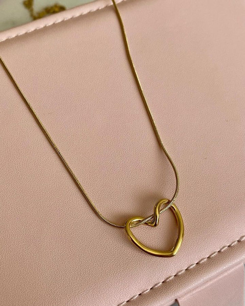 Peprika Twisted heart golden necklace Gold-plated Plated Stainless