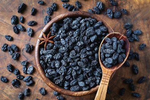 Black Raisins