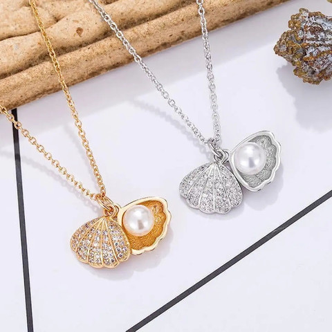 PAENENPH 14K Gold Natural Crystal Flower Pendant Necklace For Women