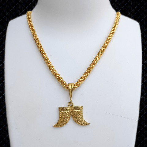 D D FASHION Double Nail Puligoru pandent with New rope Chain For