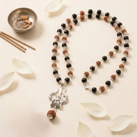 VIBESLE Karungali Rudraksha Malai Silver Pendant - Image 7