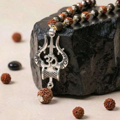 VIBESLE Karungali Rudraksha Malai Silver Pendant - Image 8