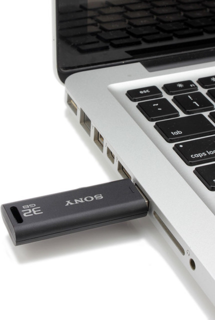 SONY USM32GR/B3 IN 31302148 32 GB Pen Drive Compatible with