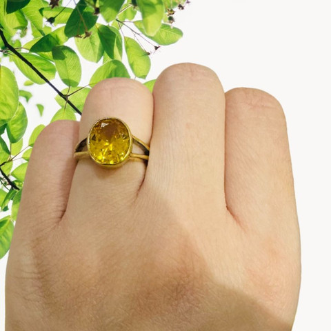 Sapphire Gold Pukhraj Ring For Girl Natural Yellow Sapphire