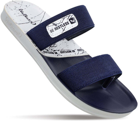 WALKAROO Men Sandals