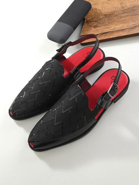 House of Pataudi Men Sandals