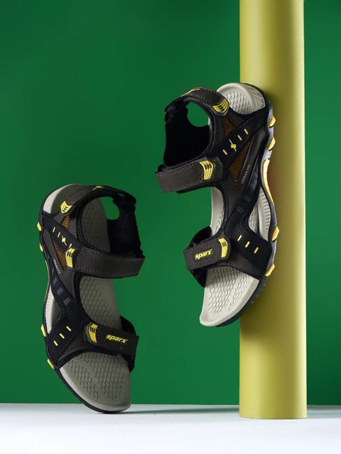 Sparx Men SS 485 Sports Sandal Brown Black 7 - Image 6