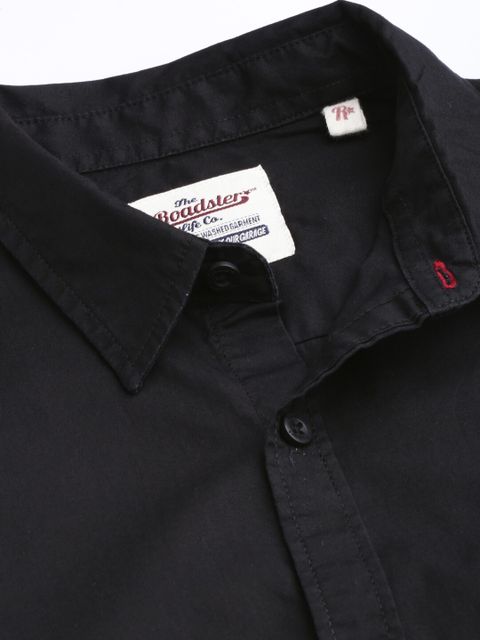Roadster Men Regular Fit Solid Spread Collar Casual Shirt - Image 6
