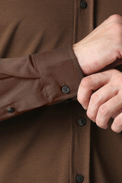 VAN HEUSEN Men Solid Casual Brown Shirt - Buy VAN HEUSEN Men Solid