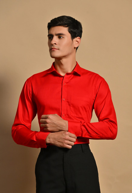 Bruttlyn Men Solid Formal Red Shirt
