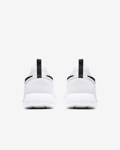 nike roshe womens white