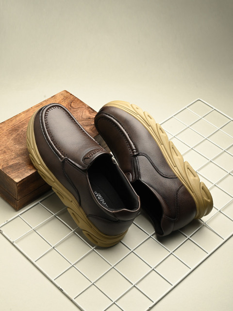 KASTAVA Premium Comfortable Everyday Edge Canvas Shoes For Men