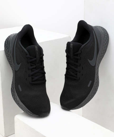 nike men's revolution 5 4e running shoes