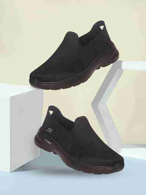 Skechers GO WALK TRAVERSE Walking Shoes For Men