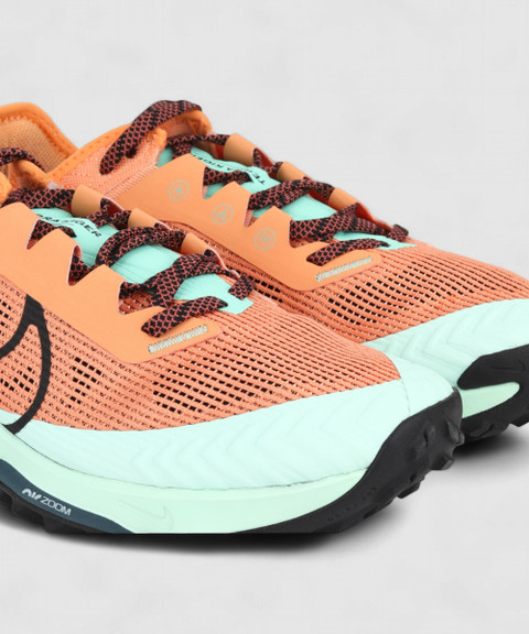 NIKE NK AIR ZOOM TERRA KIGER 8 Hiking & Trekking Shoes For Men