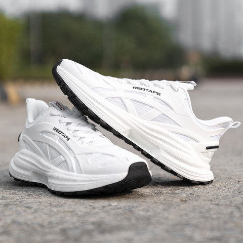 slip resistant nike tennis shoes