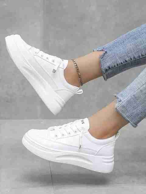 Layasa Casual White Shoes For Girls And महिलाओं के लिए स्नीकर्स