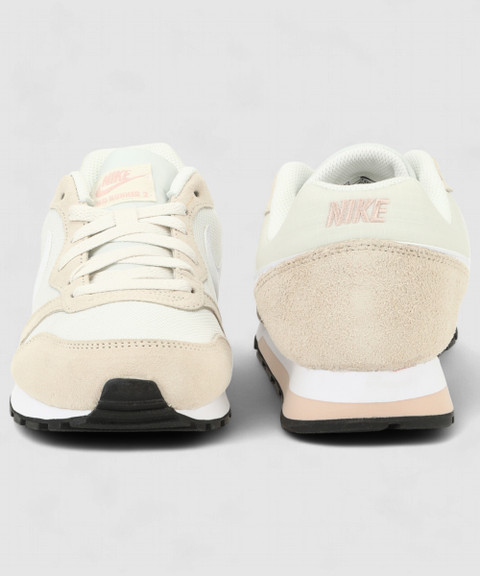 women's md runner 2 casual sneakers