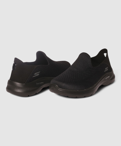 Skechers GO WALK TRAVERSE Walking Shoes For Men