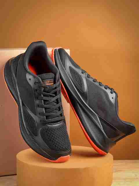 7-guide-10-black-7-kangarooz-