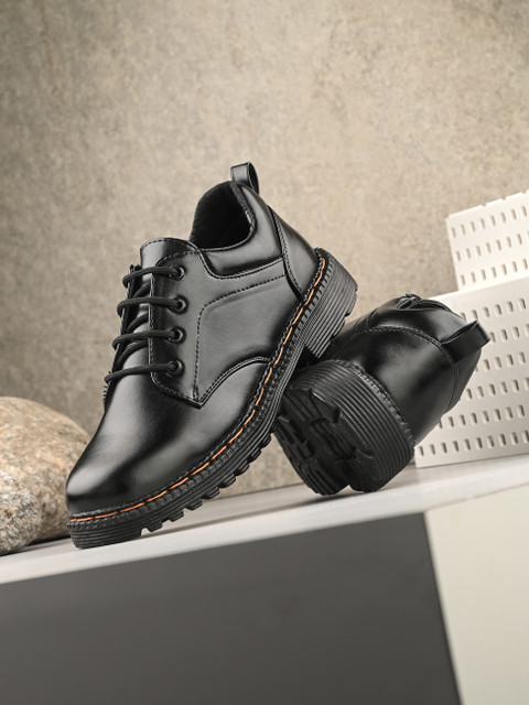 leo's Fitness shoes Leo EcoStride Vegan Men's Leather Shoes for Casual  Purpose Casuals For Men