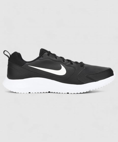 nike todos mens trainers