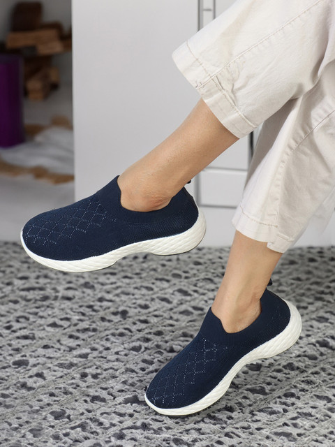 CARLTON LONDON Women Woven Design Lightweight Slip On Sneakers Walking  Shoes For Men