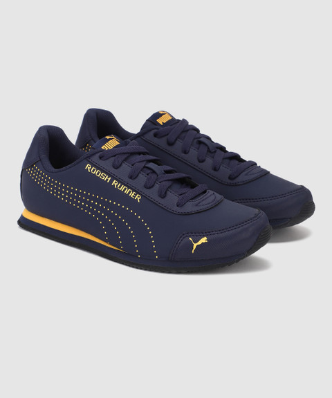PUMA Roosh Runner V2 Running Shoes For Men - Buy PUMA Roosh Runner V2  Running Shoes For Men Online at Best Price - Shop Online for Footwears in  India | Flipkart.com