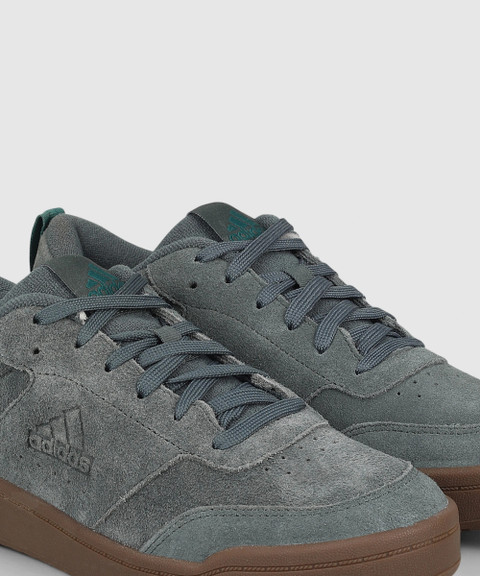 akaちゃん キープ ADIDAS PARK ST IKD Sneakers For Men - Buy ADIDAS PARK ST IKD