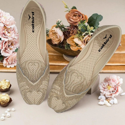CATBIRD Embroidered Tradtional Flats Mojari, Ethnic Shoes, Punjabi