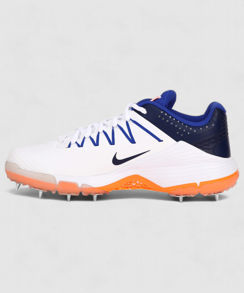 nike india cricket shoes