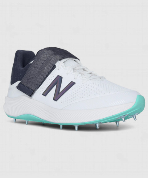 New Balance 4040 Cricket Shoes For Men Buy New Balance 4040