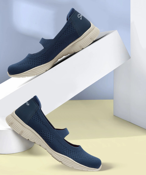 Skechers SEAGER Slip On Sneakers For Women