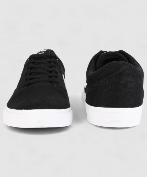 nike charge solar sneaker