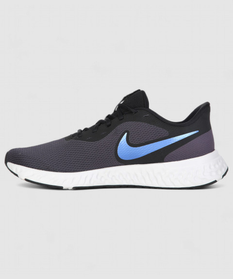 nike revolution r
