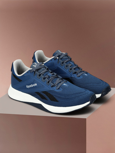 REEBOK runner M Running Shoes For Men