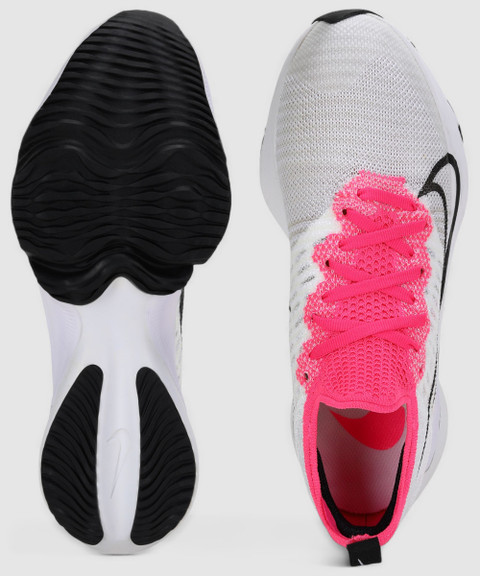 【ゆうか】NIKE AIR ZOOM TEMPO NEXT% FK Buy Nike Mens Air Zoom Walking Tempo Next% Fk-Black/Flash