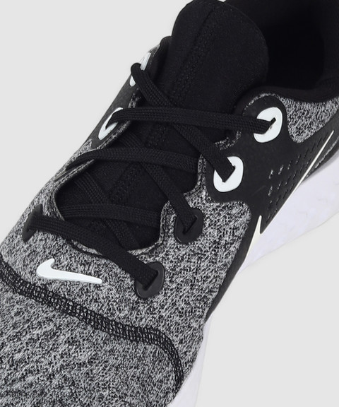 nike legend react black mens