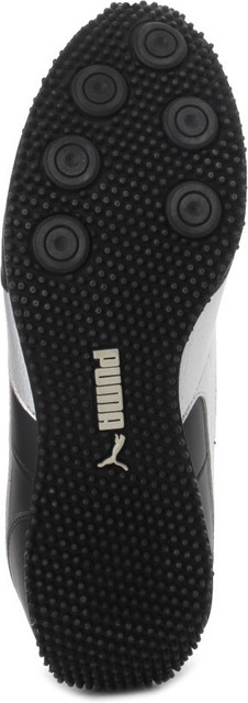 PUMA Speeder- Running Shoes For Men Buy Black, Silver Color PUMA