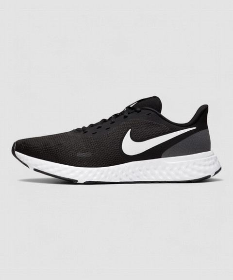 nike black shoes with white sole