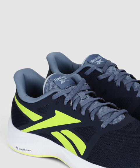 reebok runner 5.0 shoes