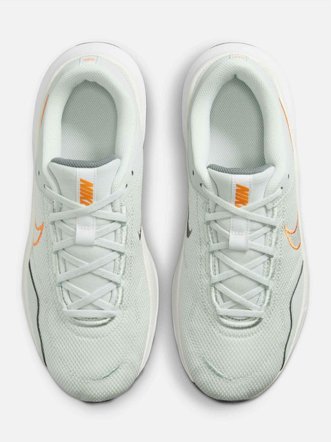 おぬし NIKE Legend Essential 3 Next Nature Training & Gym Shoes For Men